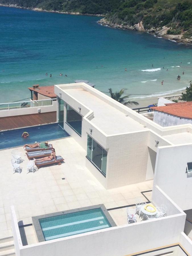 شقة Apartamento Pe Na Areia Em أرايال دو كابو المظهر الخارجي الصورة