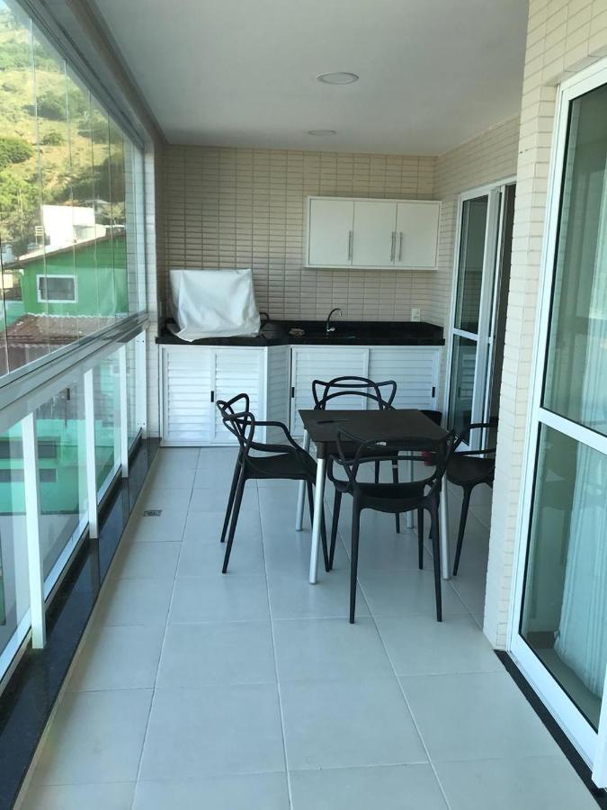 شقة Apartamento Pe Na Areia Em أرايال دو كابو المظهر الخارجي الصورة